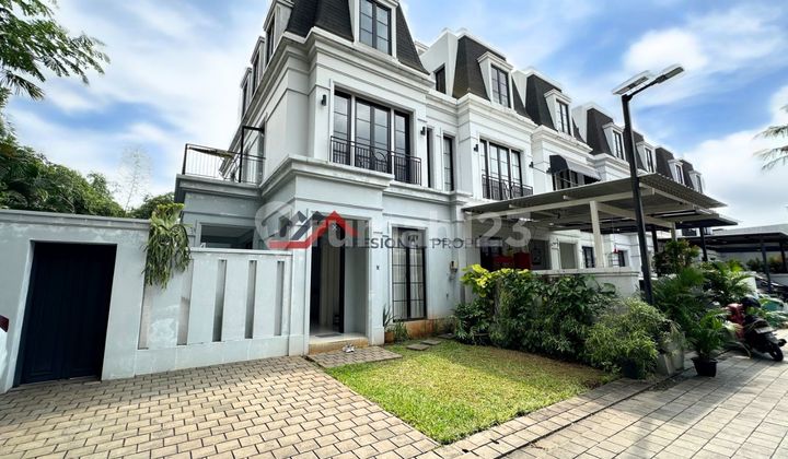 Modern European Classic House With Private Pool Area Kemang, Jakarta Selatan