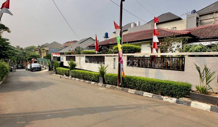 Cilandak Jakarta Selatan, Rumah Luas Dalam Komplek Dekat Tol Jorr 2