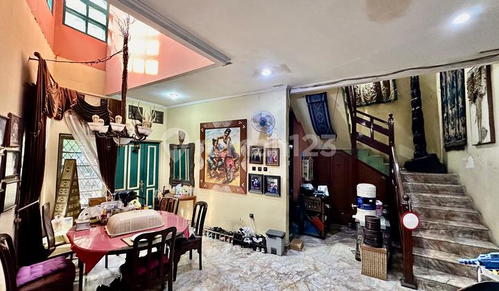 Dijual Rumah-Taman Tangkuban  Guntur-Setiabudi