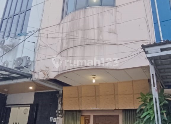 Ruko siap huni di Ciputat Ruko siap huni di Ciputat