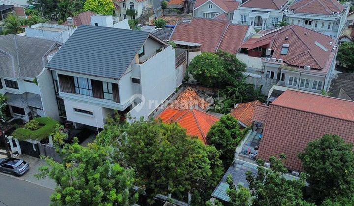 DIJUAL KEBAYORAN BARU RUMAH TUA HITUNG TANAH LOKASI PREMIUM 2