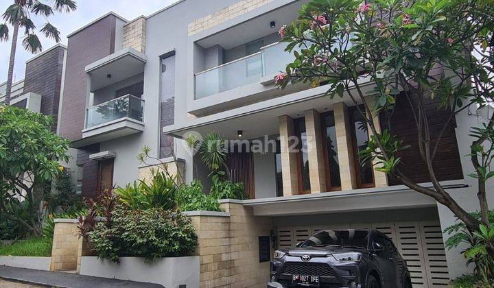 Townhouse kemang siap huni, design cantik dalam cluster besar 1