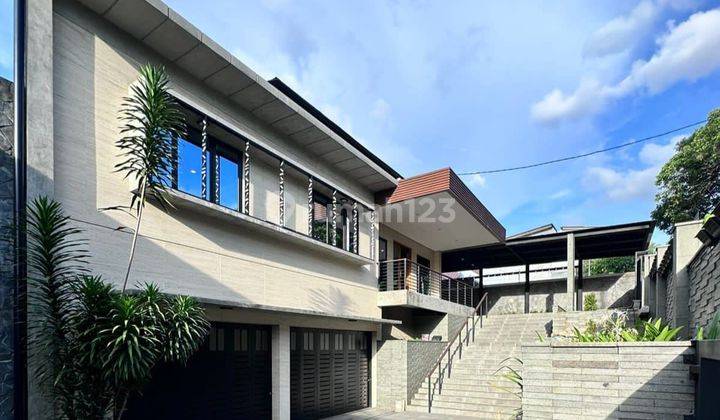 DIJUAL RUMAH BANGKA - KEMANG, tropical design lokasi strategis 1