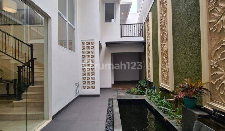 DIJUAL RUMAH TEBET - MODERN CLASSIC DESIGN 2