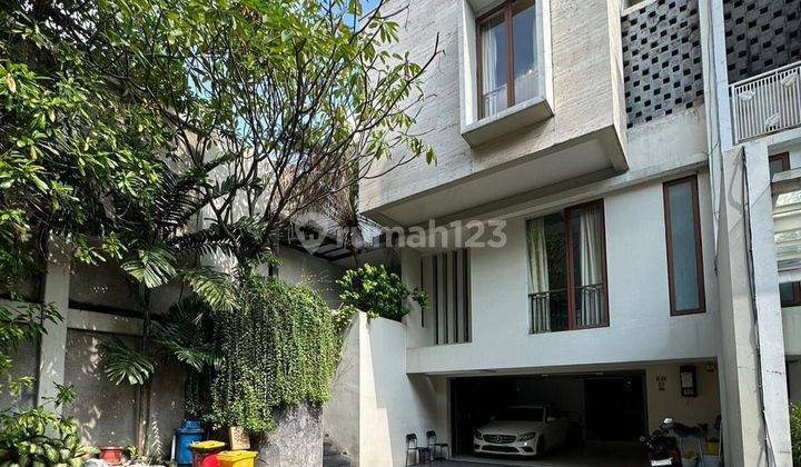 Dijual Cilandak - Modern Tropical Townhouse Dekat Citos 1