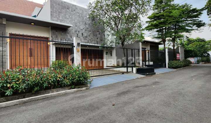 Dijual Cepat Rumah Kemang Selatan Lokasi Bebas Banjir