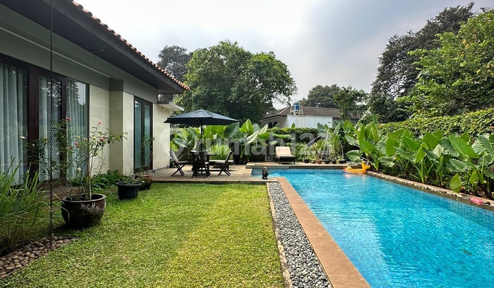 Dijual Rumah Cantik 1 Lantai - Kemang Designed By Yori Antar, Modern Tropical