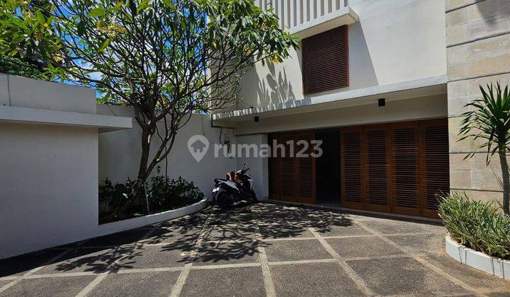 Dijual Rumah Mewah Design Modern Tropis Kemang Barat 2