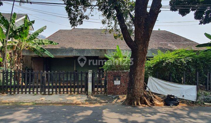 Dijual Rumah Hitung Tanah Simprug Golf Jakarta Selatan 1