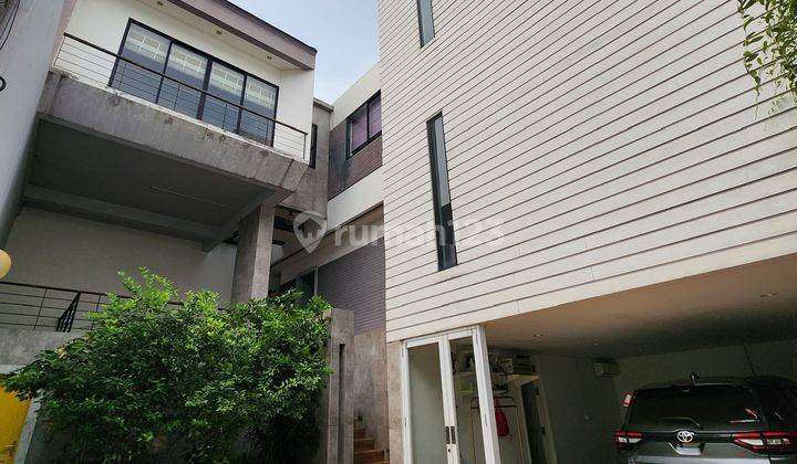 Dijual Cepat Kemang Townhouse Modern Design 1