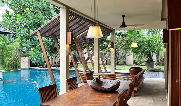 Dijual Rumah Mewan Nuansa Villa Lokasi Nyaman Villa Cinere Mas 2