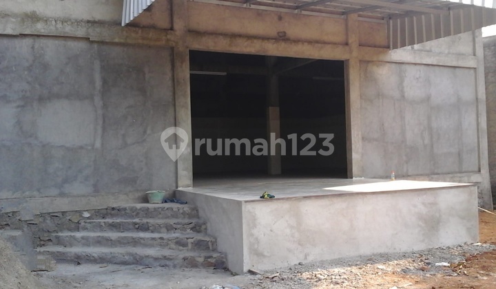 Pabrik Dan Bangunan Baru Ada Mata Air Didalam Di Cibinong Bogor