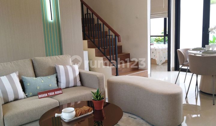 Brand New Luxury Mountain View House in Sentul Bogor 2