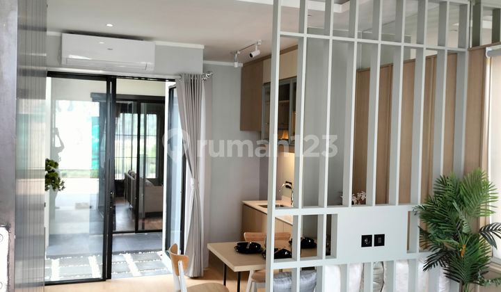 Brand New Rumah 3 Lantai Estetik Siap Huni di Cibinong Bogor 2