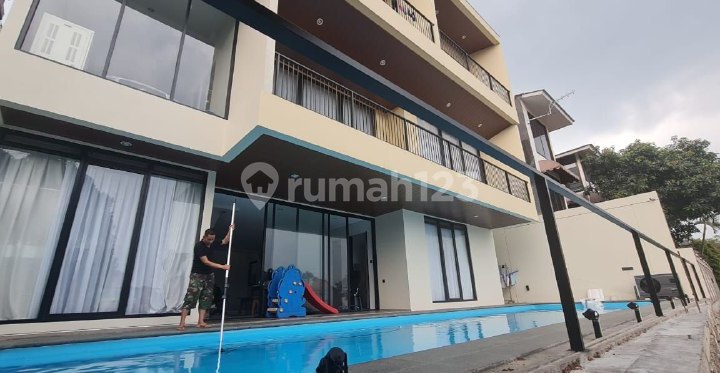 Dijual Rumah Villa View City di Komplek Resort Dago Pakar Arl
