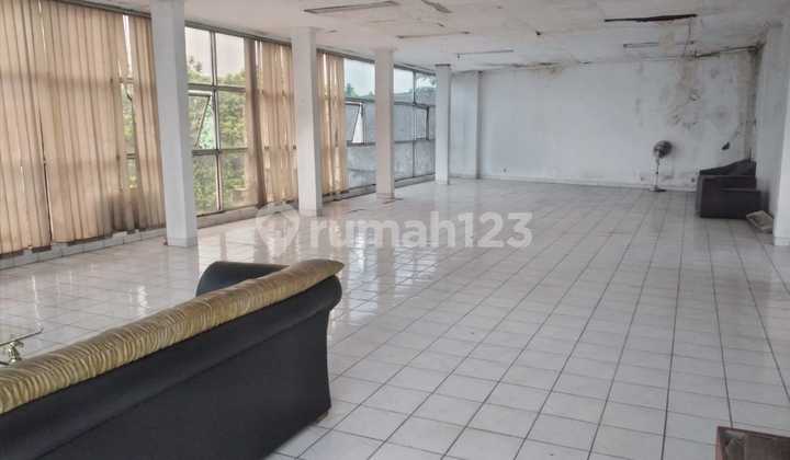 Dijual Gedung 3 Lantai Cocok Untuk Kantor Lokasi Soekarno Hatta
