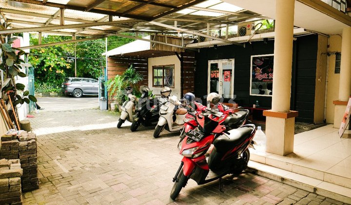 For Sale House Suitable For All Wings Supratman Bandung City 2