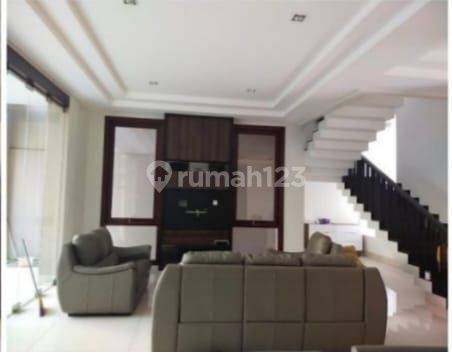 Dijual Rumah Lux Di Dalam Komplek Setra Duta Bandung 2