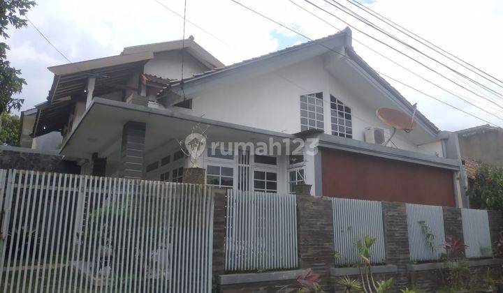 Rumah Terawat Di Sayap Bkr Buah Batu Bandung 1