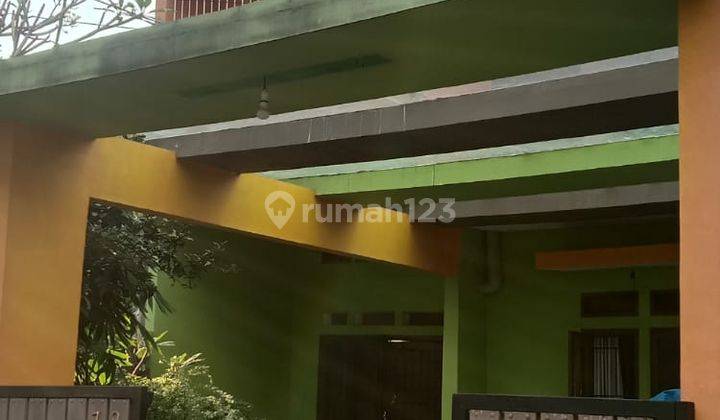 RUMAH MINIMALIS 2 LANTAI DEKAT KE SPORT JABAR AREA CISARANTEN ADR 2