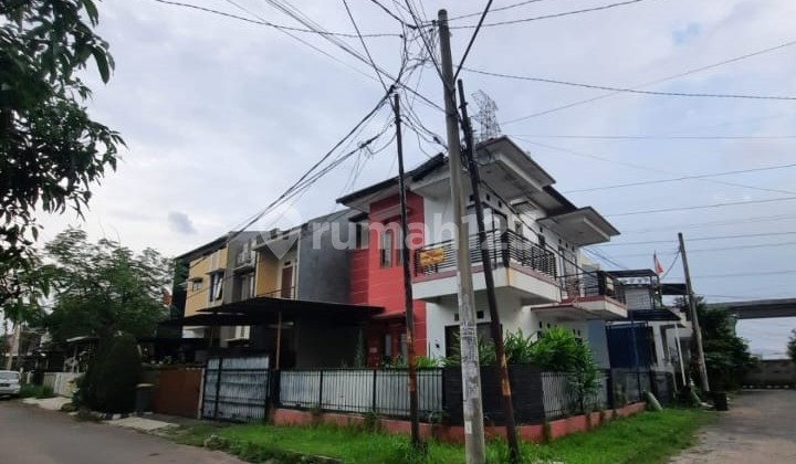 Dijual Rumah di Hook Komplek Buah Batu Regency Kota Bandung 1