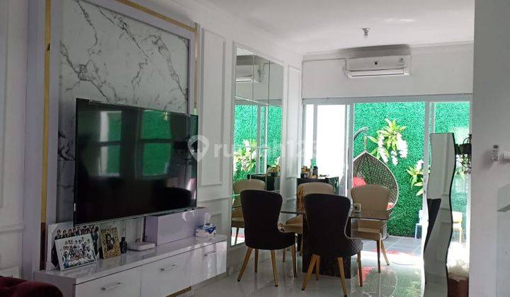 Dijual Cepat.. Rumah Lux 2 Lantai Komplek Puri Cisaranten, Bandung 1