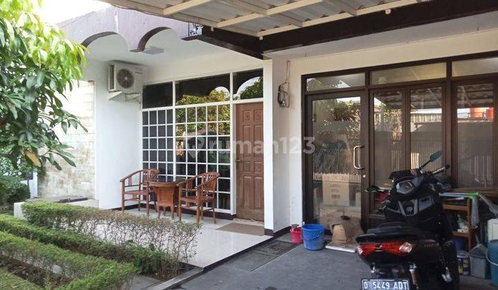 Dijual Rumah Di Hoek Area Komplek Arcamanik Endah Kota Bandung  2