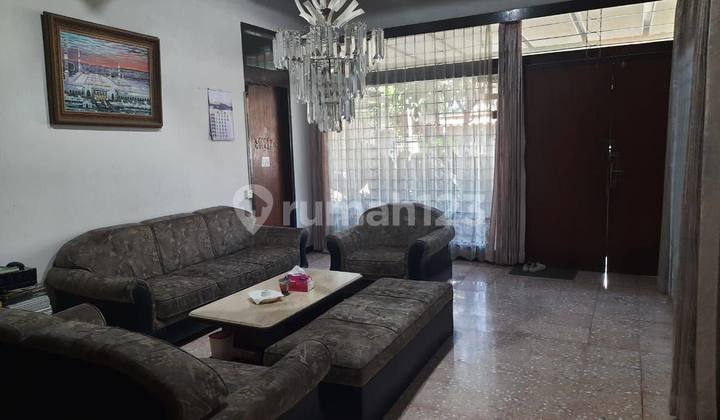 Dijual Rumah di Jalan Siap Huni di Batu Indah Buah Batu Rk