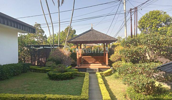 Dijual Rumah Di Hoek Area Komplek Arcamanik Endah Kota Bandung  1