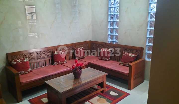 ruang tamu dijual rumah bagus full furnished