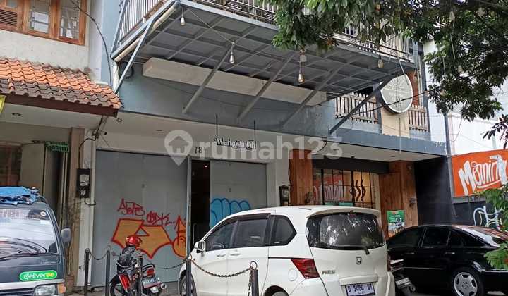 For Sale 3-Story Shop House Ready to Use Location Antapani, Bandung City For Sale 3-Story Shop House Ready to Use Location Antapani, Bandung City