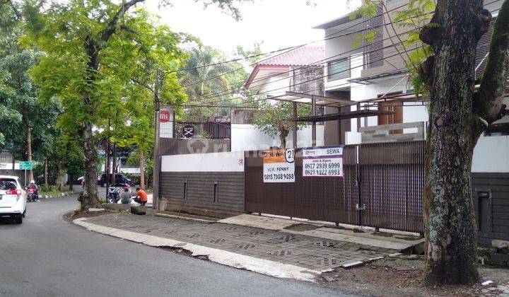 Disewakan Rumah Minimalis Modren Lokasi Sayap Riau L.e Martadinata dago 2