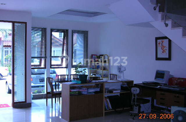 Dijual rumah di Gn. Salju Taman Himalaya Lippo karawaci Tangerang 2