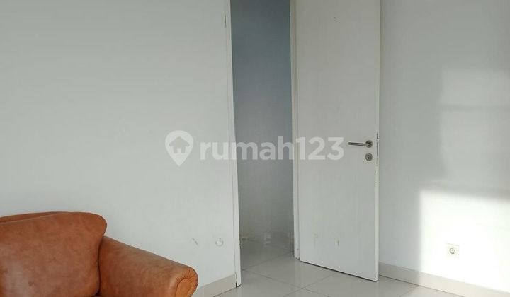 For sale fast apartment unit West Mark corner type. 2