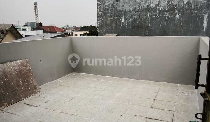 Dijual cepat unit rumah baru 3 lantai di kampung bali dekat citra 1 ext kalideres harga nego Dijual cepat unit rumah baru 3 lantai di kampung bali dekat citra 1 ext kalideres harga nego