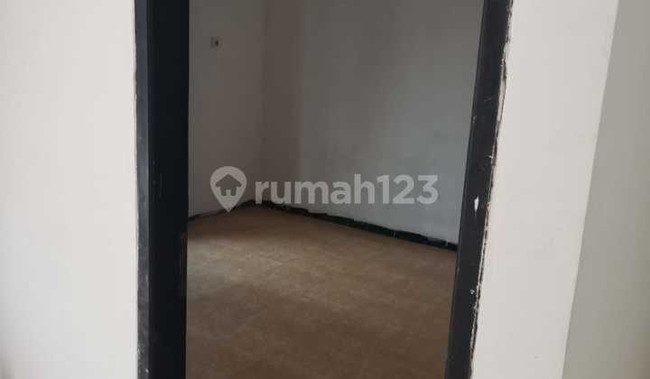 For Rent 2-story shop house on Gemini street in East Surabaya