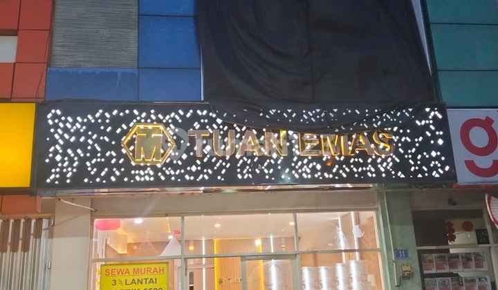 Shop House for Rent in Pakuwon City, Sukolilo, Surabaya