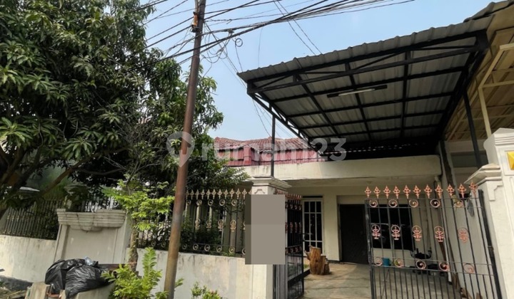 FOR SALE WEST SURABAYA HOUSE, Strategic location, comfortable, and move-in ready at Jl. Satelit Indah – next to Mitra Keluarga Hospital, close to supermarket & school.