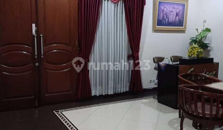 House for Sale in Kertajaya Indah, Sukolilo, Surabaya 2