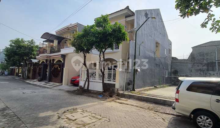 House for Sale in Gayung Kebonsari, Gayungan, Surabaya 2