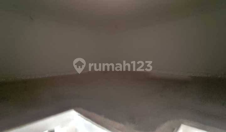 For Rent: Kedungdoro Tegalsari Surabaya Shop House 2