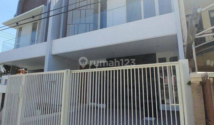 Rumah 2 Lantai Manyar Tirtoasri SHM Dkat Petra & Raya Kertajaya 2