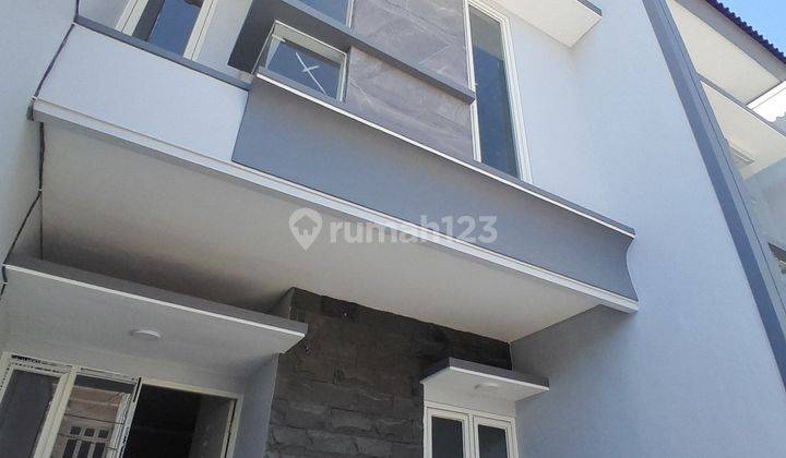 Rumah Baru Sutorejo Indah 2 Lantai SHM Row Lebar  2