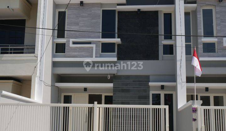 LANGKA!! Rumah Mewah Jemursari Timur 2 Lantai SHM Dkt Jln Utama 2