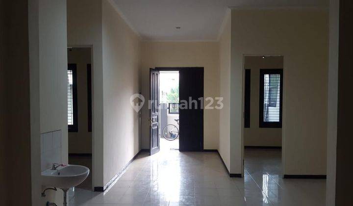 Disewakan Rumah Baru Melon Pondok Candra 1