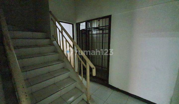 Disewakan Ruko Panjang Jiwo Surabaya 6