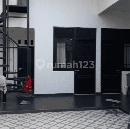 Disewakan Rumah Jemursari 2
