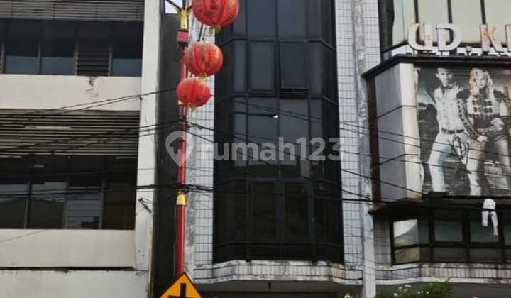 Disewakan Ruko Jl. Kembang Jepun 1