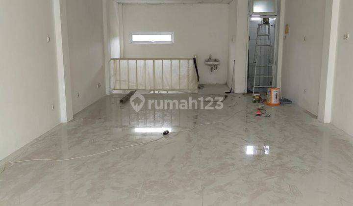 Disewakan Ruko Sentra Niaga Utama 1