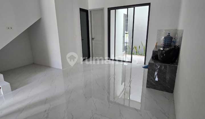 For Sale House Clover Ville